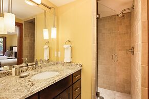 Fasching Haus Condominiums by Frias