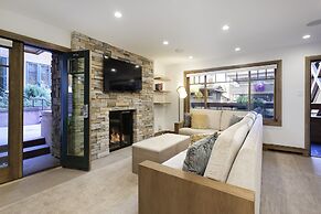 Fasching Haus Condominiums by Frias