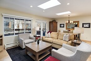 Fasching Haus Condominiums by Frias