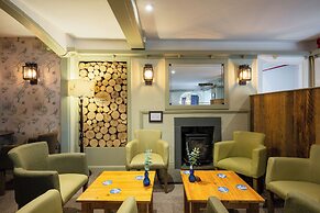 The Crown Hotel