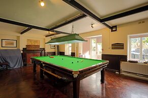 The Crown Hotel