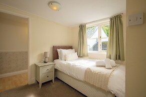 The Crown Hotel