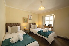 The Crown Hotel
