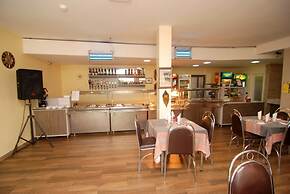 Hotel Rosebud