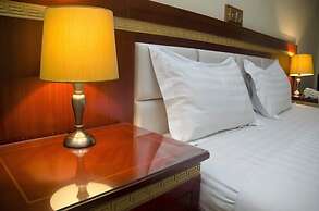Hotel Rosebud