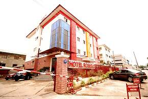 Hotel Rosebud