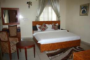 Petrus Hotels Royale