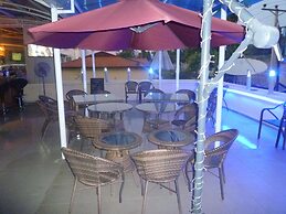 Petrus Hotels Royale