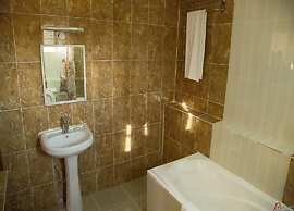 Petrus Hotels Royale