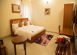 Petrus Hotels Royale