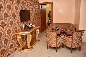 Petrus Hotels Royale