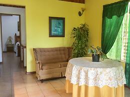 Valley View Lodge - Finca Huetares