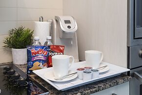 Metropolis Condotel Suites - York Street