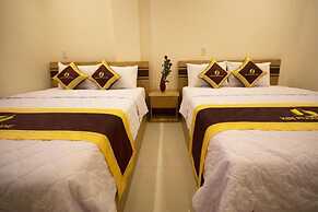 Kim Huong Quang Hotel