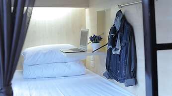 Lamurr Sukhumvit 41 - Hostel