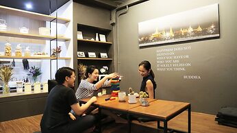 Lamurr Sukhumvit 41 - Hostel