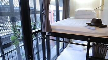 Lamurr Sukhumvit 41 - Hostel