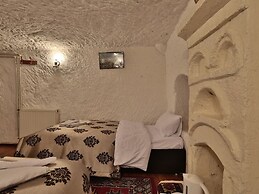 Melek Cave Hotel