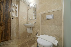 Melek Cave Hotel