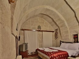 Melek Cave Hotel