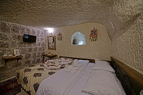 Melek Cave Hotel