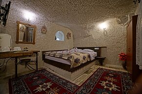 Melek Cave Hotel