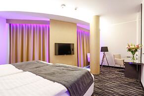 Dancing House – Tančící dům hotel