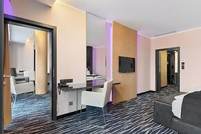 Dancing House – Tančící dům hotel