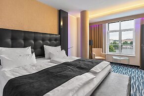 Dancing House – Tančící dům hotel