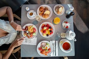 Dancing House – Tančící dům hotel