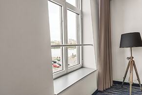 Dancing House – Tančící dům hotel