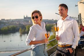 Dancing House – Tančící dům hotel