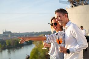 Dancing House – Tančící dům hotel