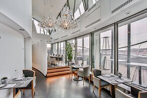 Dancing House – Tančící dům hotel