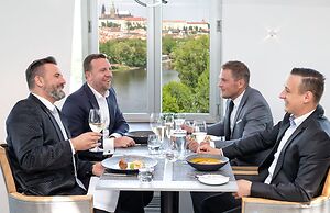 Dancing House – Tančící dům hotel