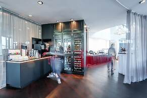 Dancing House – Tančící dům hotel