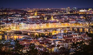 Dancing House – Tančící dům hotel