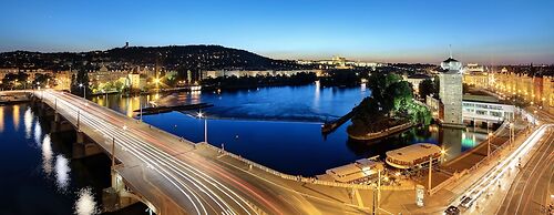 Dancing House – Tančící dům hotel