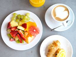 Dancing House – Tančící dům hotel