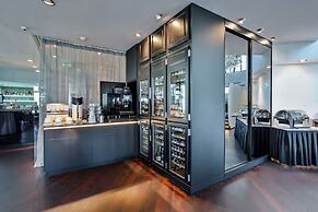 Dancing House – Tančící dům hotel