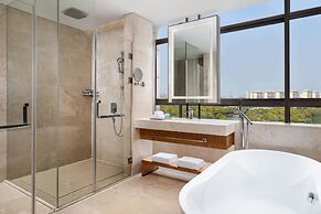 Four Points by Sheraton Shanghai, Kangqiao