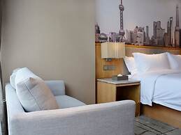 Four Points by Sheraton Shanghai, Kangqiao