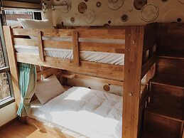 Seoul Crown 88 Guest House - Foreign Guests Only