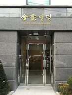 Seoul Crown 88 Guest House - Foreign Guests Only