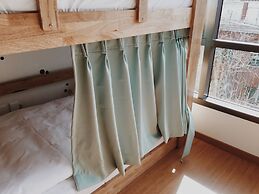 Seoul Crown 88 Guest House - Foreign Guests Only