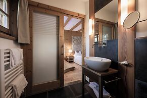 Post Alpina - Family Mountain Chalets