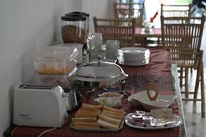 Mowin Boutique Hotel & Residence