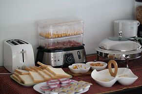 Mowin Boutique Hotel & Residence