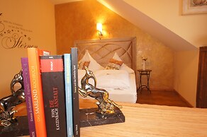 Hotel Chapeau Noir