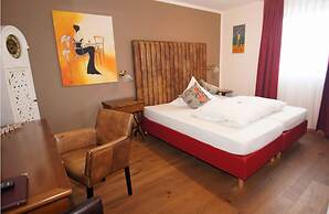 Hotel Chapeau Noir